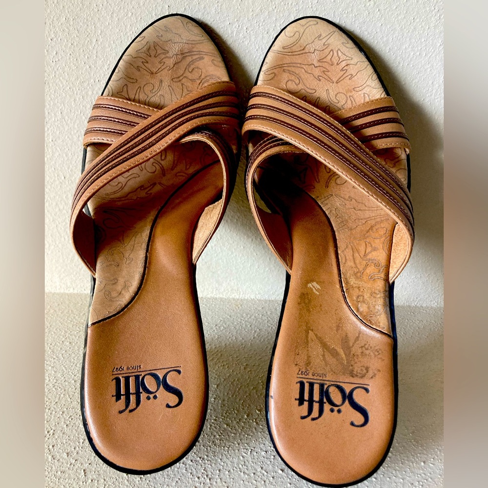 Sofft leather heal sandals size 8